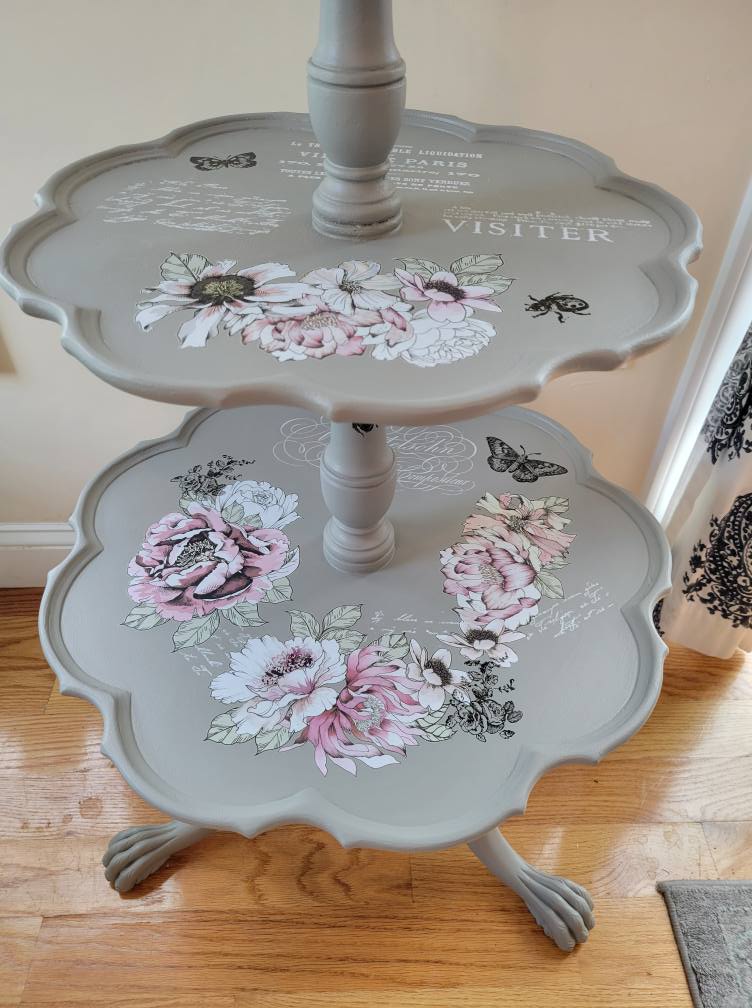 3 tier Vintage Pie Table - Floral Motif