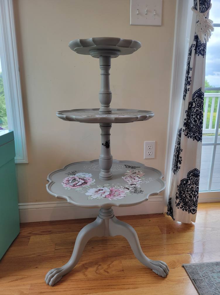 3 tier Vintage Pie Table - Floral Motif