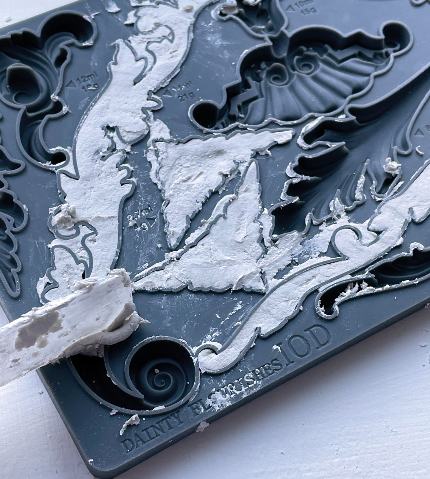 Dainty Flourishes 6X10 IOD Mould