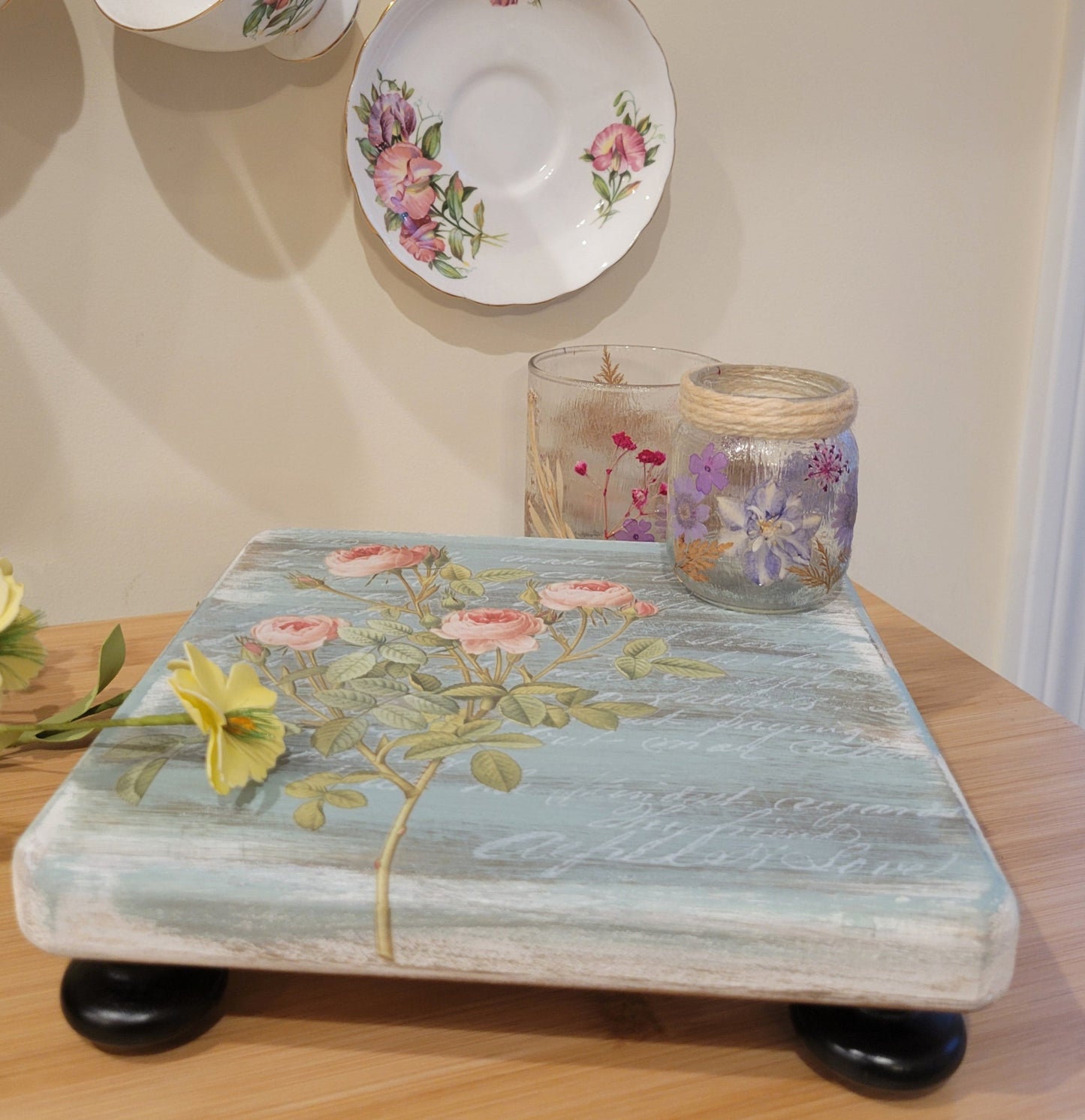 Hand Crafted Decorative Riser