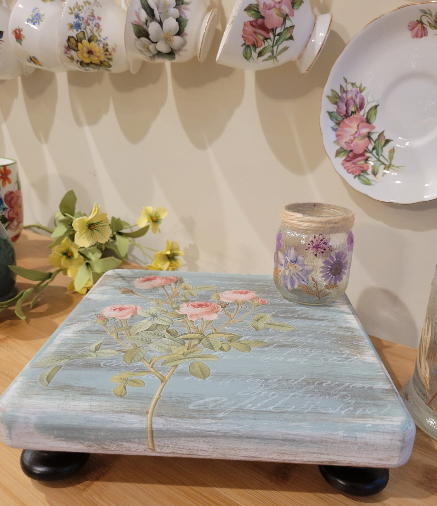 Hand Crafted Decorative Riser