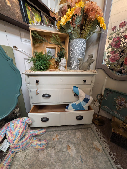 Antique restyled chest of drawers